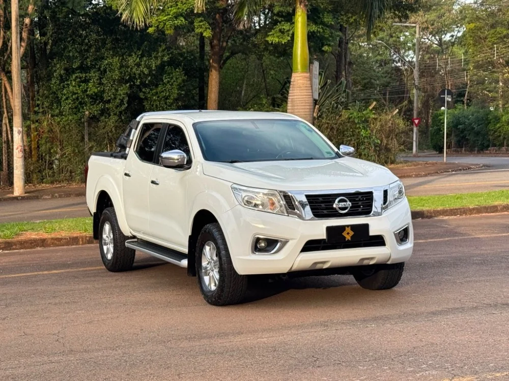 Nissan Frontier XE CD 4x4 2.3 Bi-TB Diesel Aut.